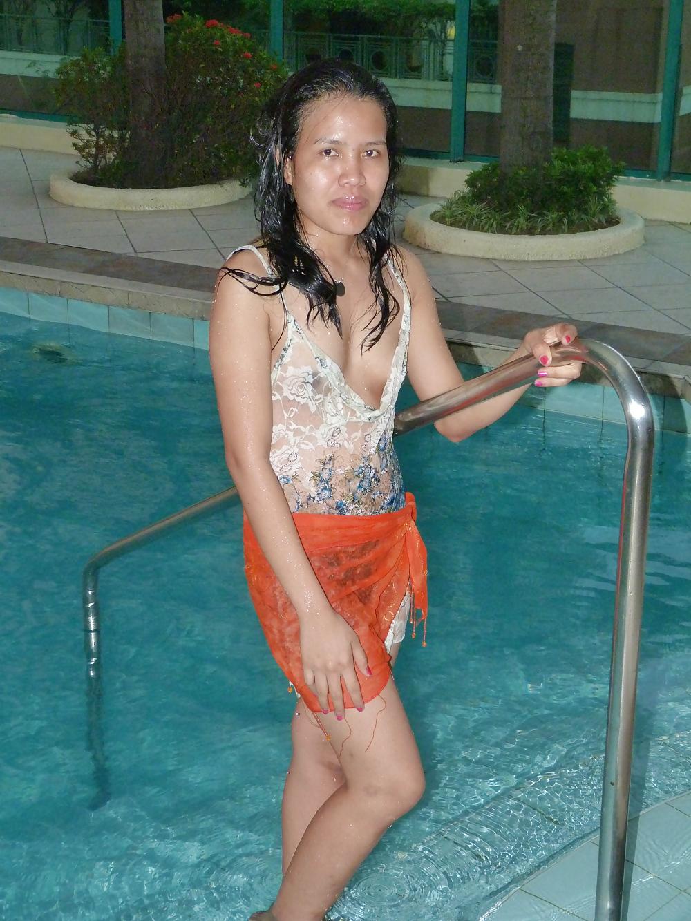 25P Im Pool Manila