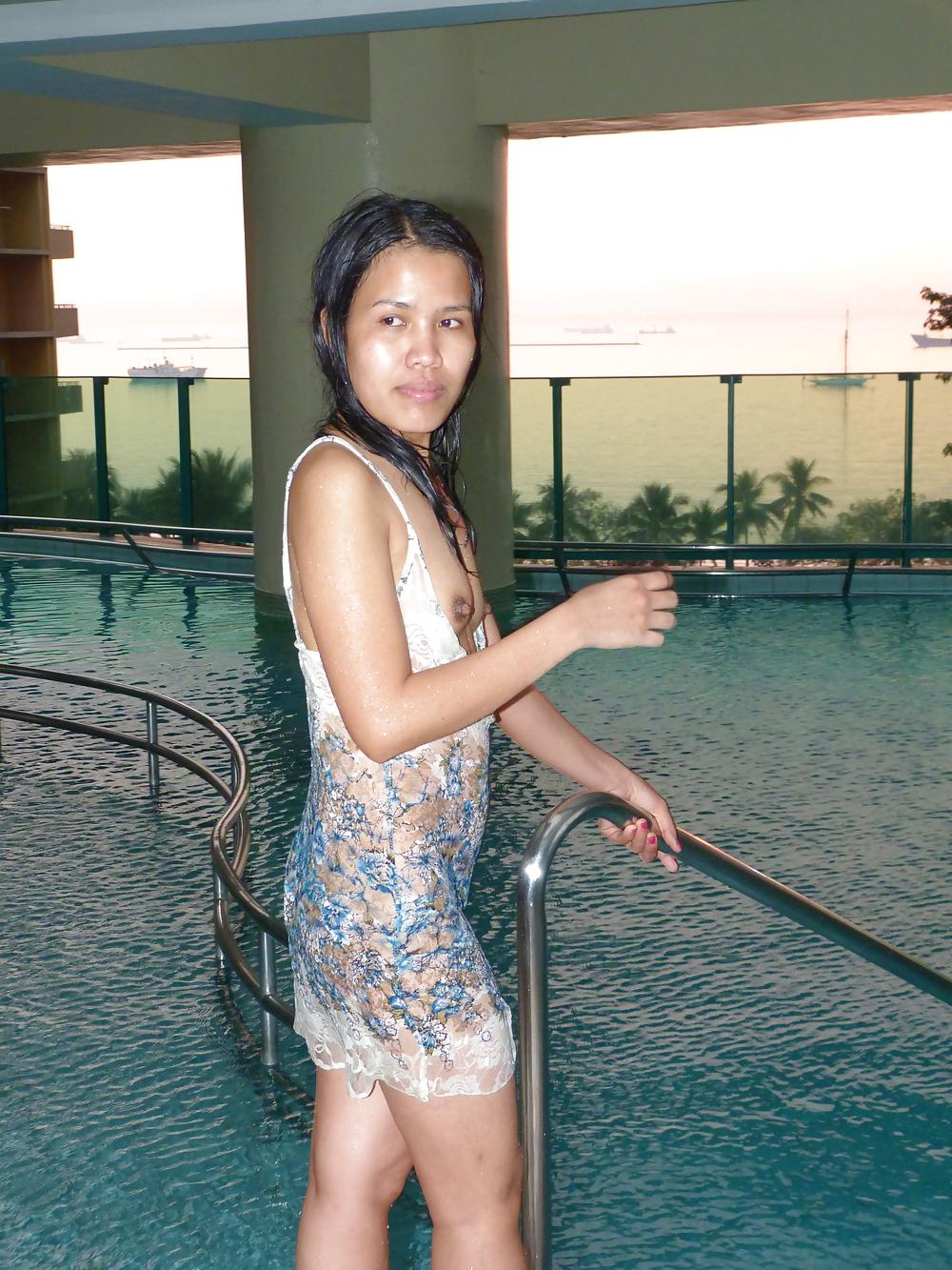 25P Im Pool Manila