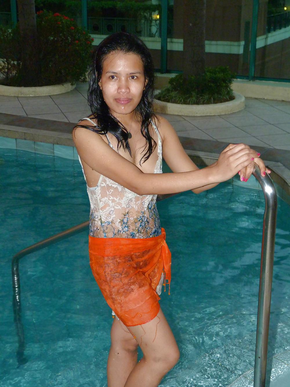 25P Im Pool Manila