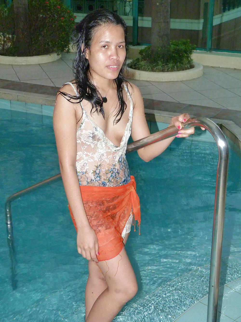 25P Im Pool Manila