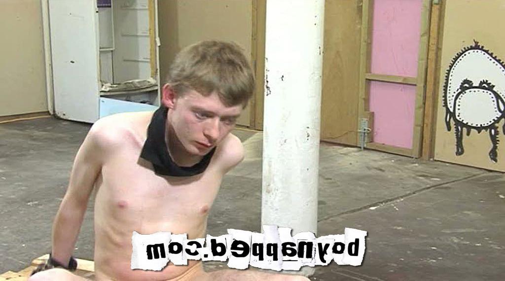 15P Cute, little Leo Paris should never have gone exploring in the derelict ...