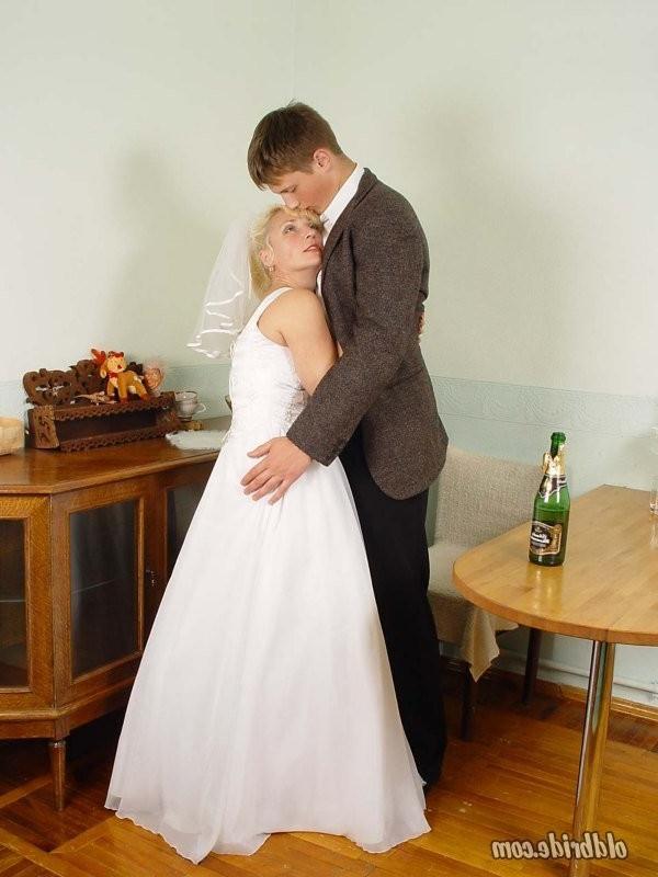 12P Wedding day blue-balls