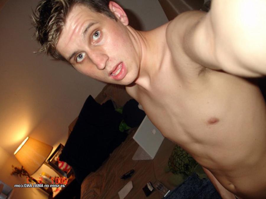 16P Hot twinks holding their cocks