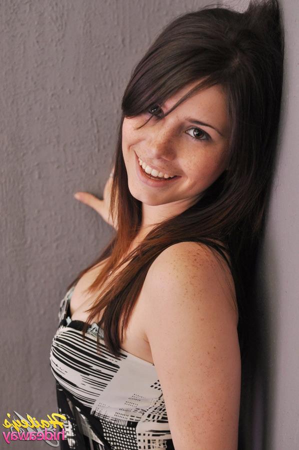 16P Freckle teen girl striptease