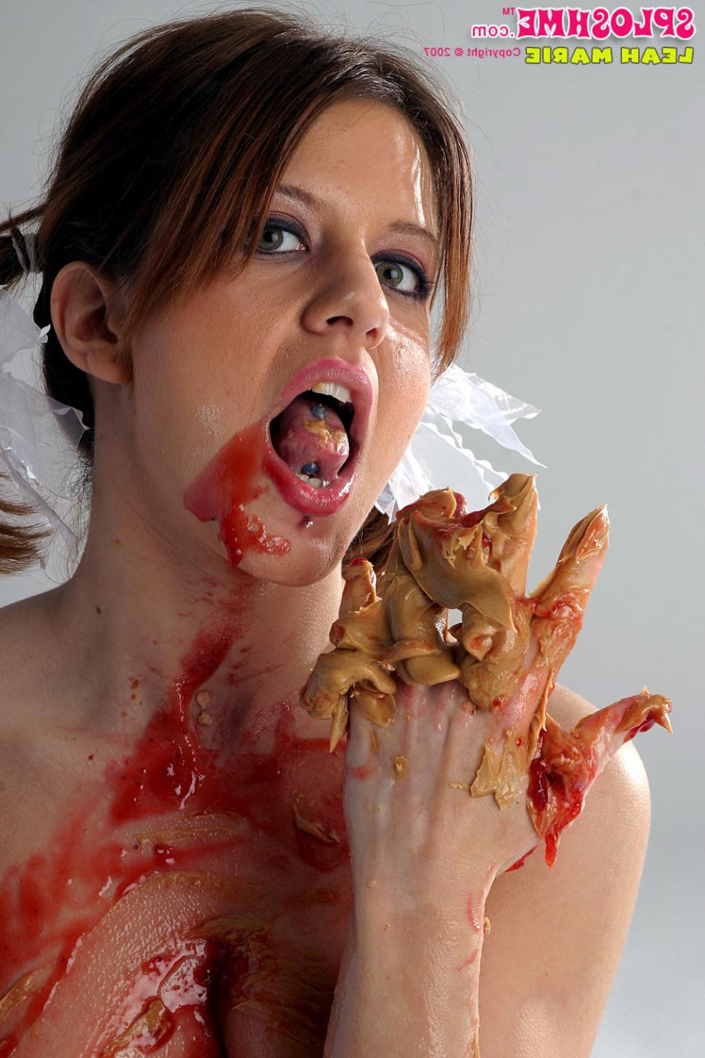 16P Wet and Messy schoolgirl