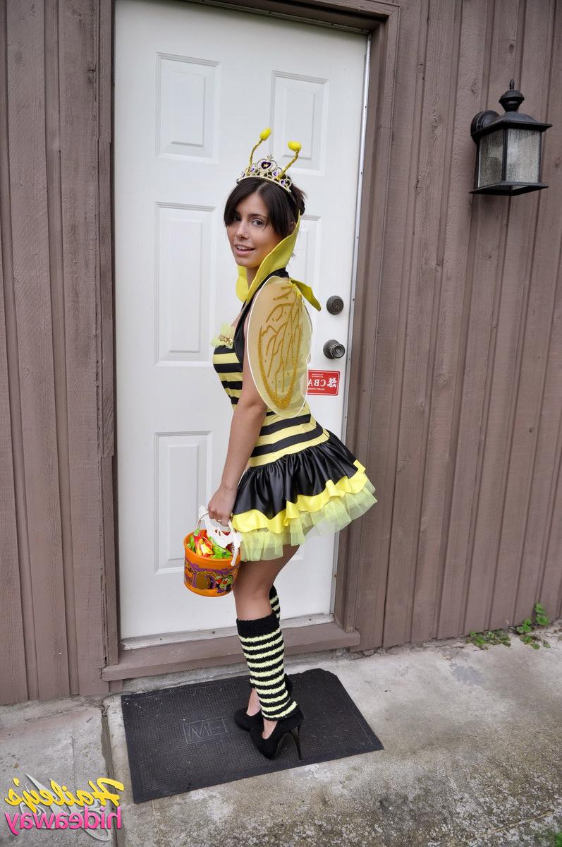 16P Cute teen in costume