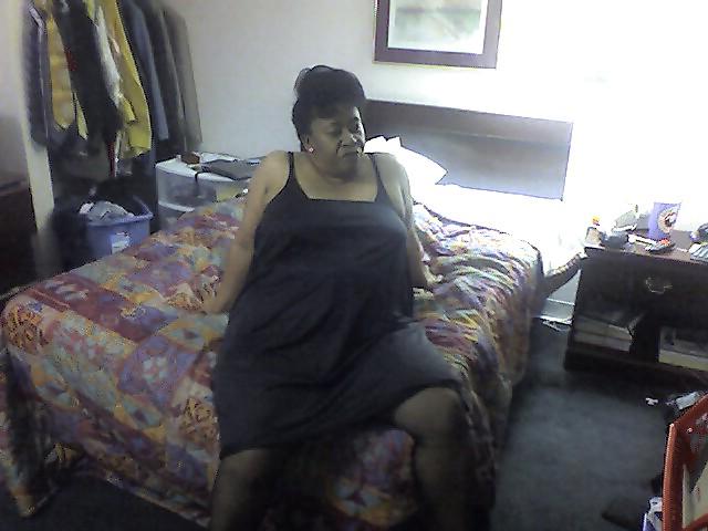 6P An Ex posing and sucking