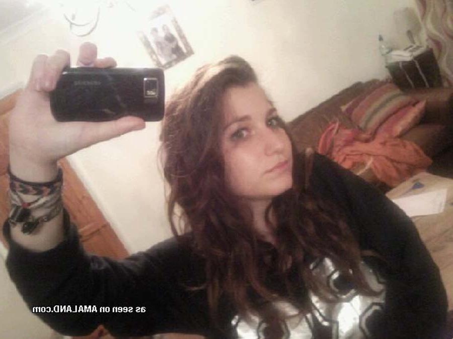 12P Taking self pics of her melons
