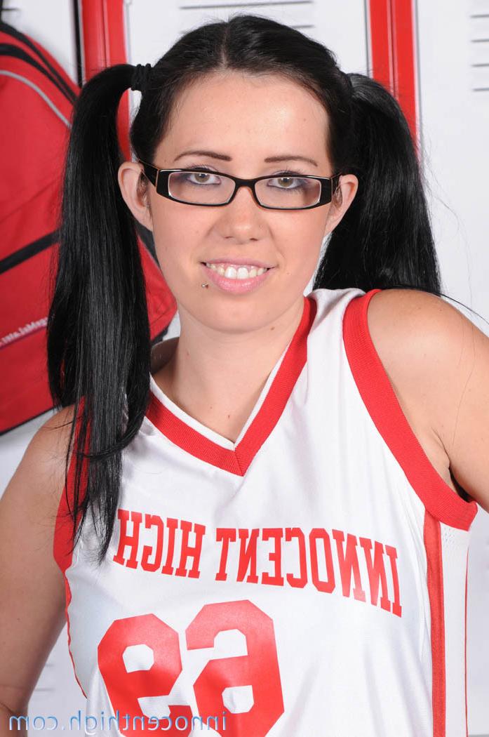 12P Horny brunette teen in pigtails lets her teacher pound her snatc