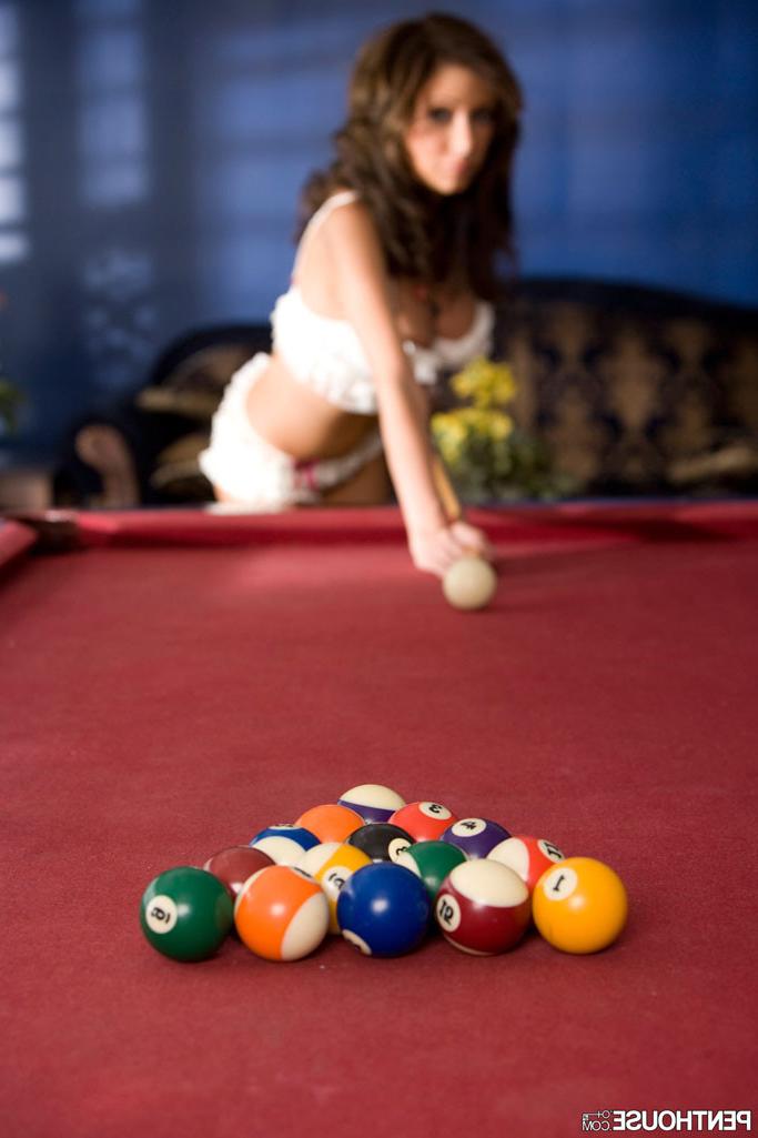 15P Hillary Scott gets boned on top of the pool table