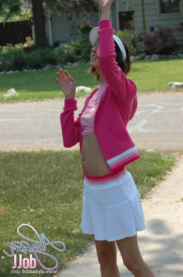 15P Alyssa doll flashes her tits while playing basketball