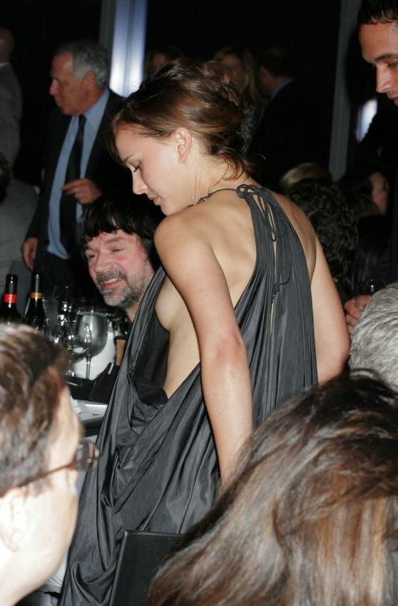 18P Celeb Natalie Portman exposing her perfect ass and tiny tits