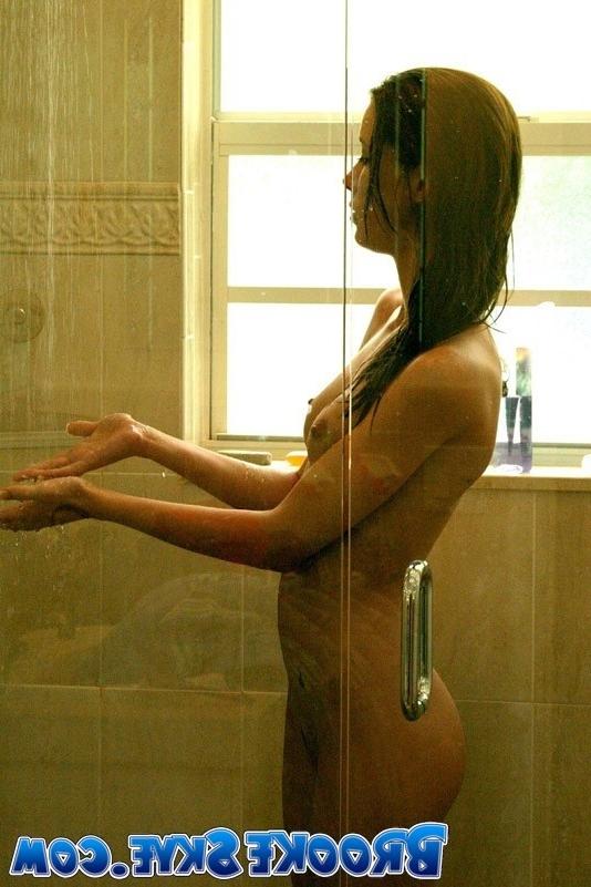 12P Voyeur view of Brooke in the Shower