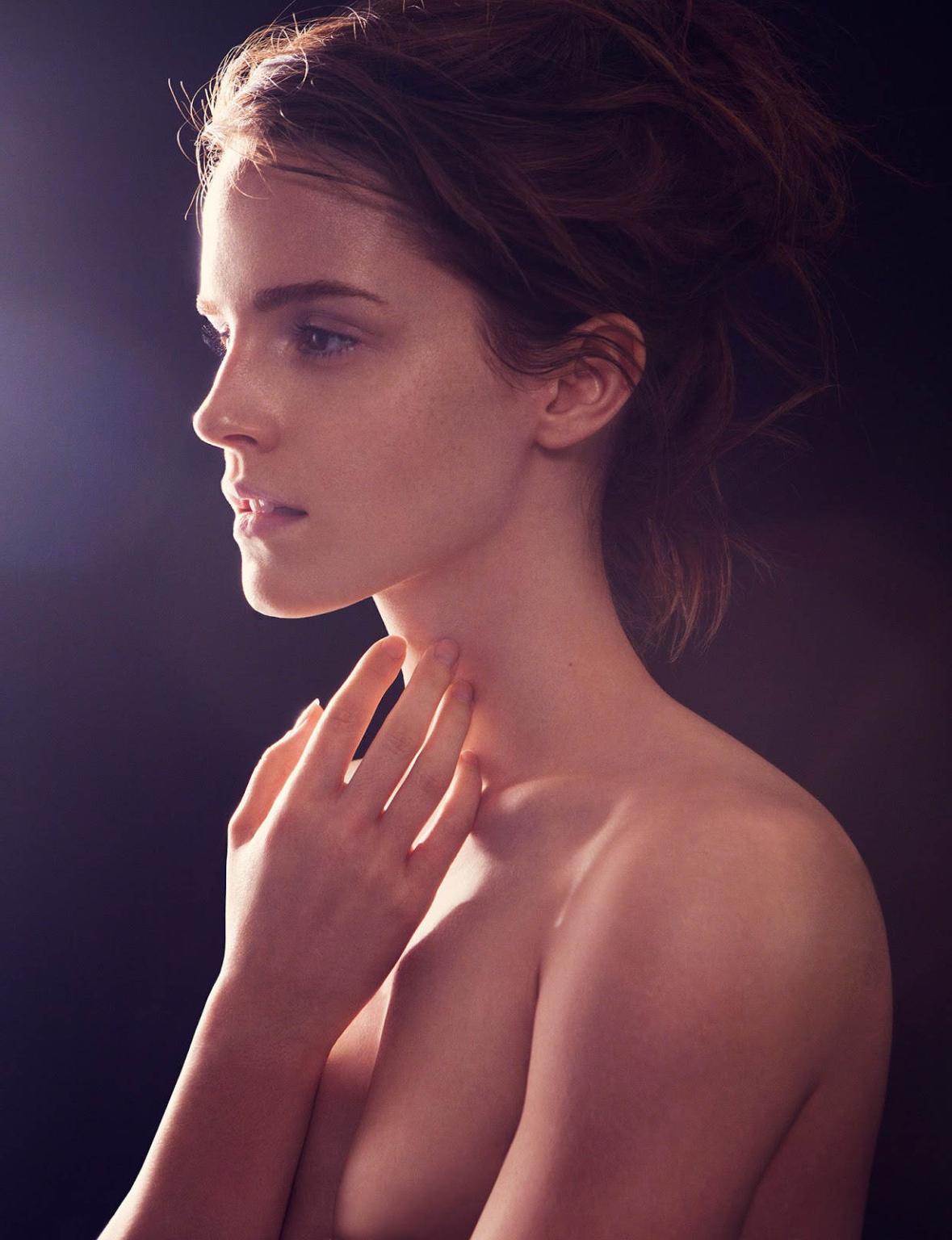 15P Top celebrity pussy and nude tits pics