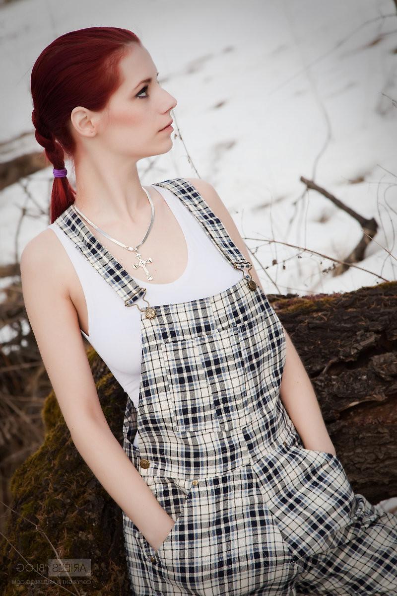 16P Busty beautiful redhead teen