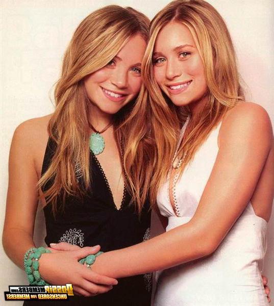 15P Olsen Twins posing sexy and slutty in glamorous and paparazzi photos