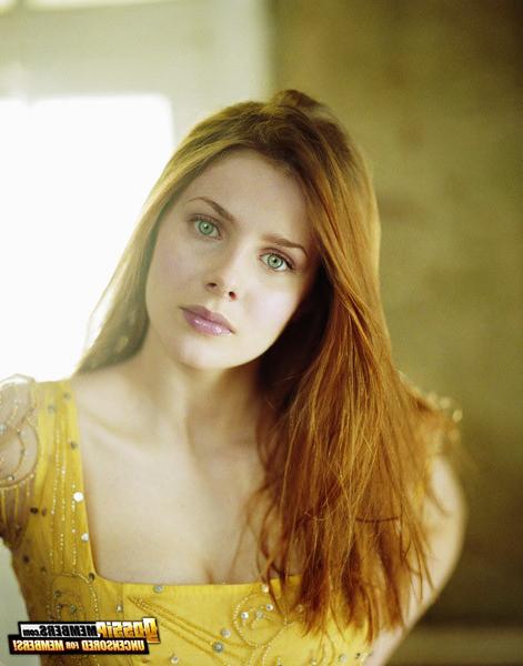15P Rachel Hurd Wood posing sexy and slutty in glamorous and paparazzi photos