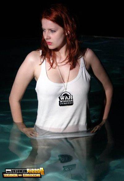 15P Rachel Hurd Wood posing sexy and slutty in glamorous and paparazzi photos