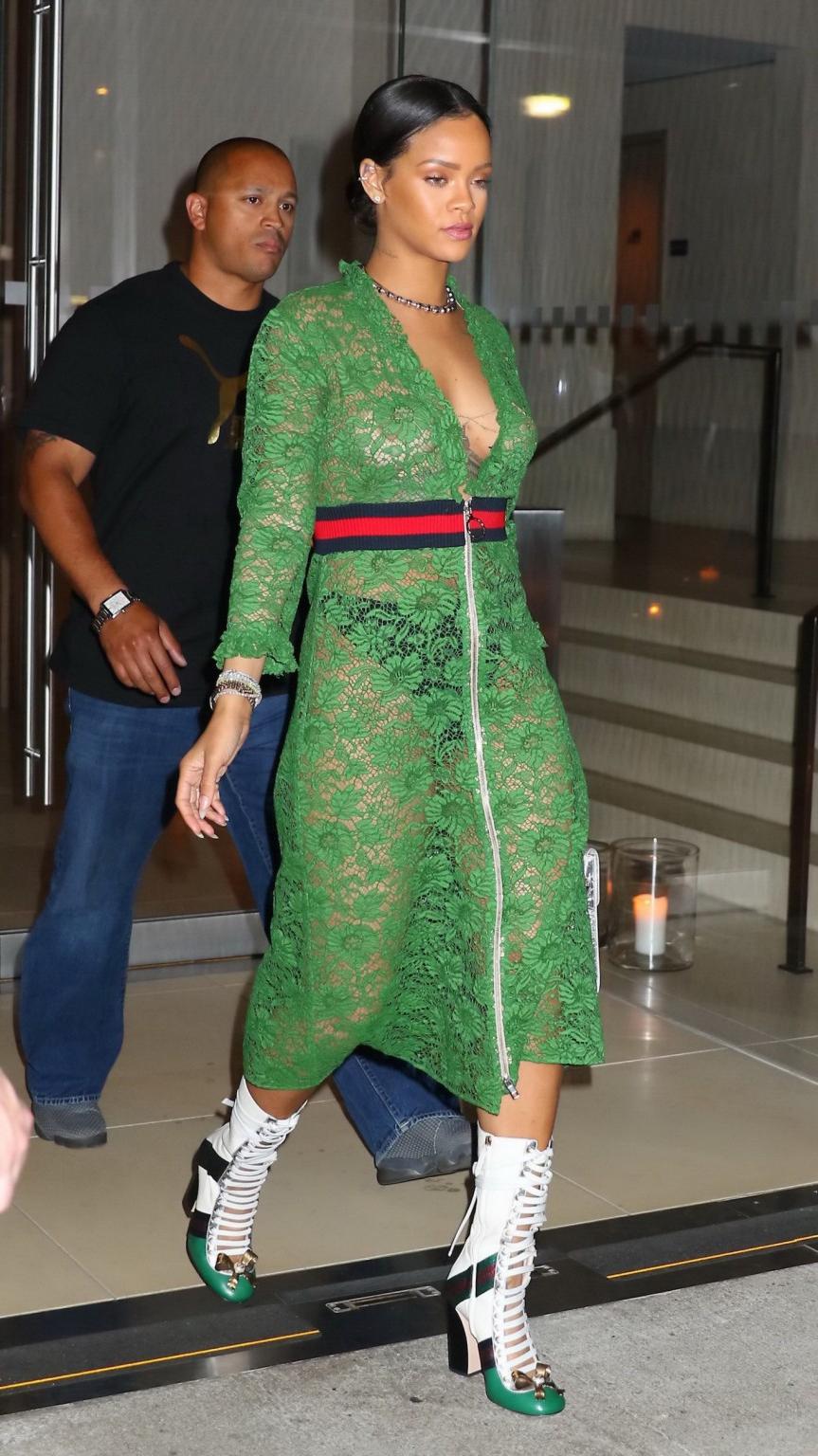 16P Rihanna see through to boobs and panties outdoor