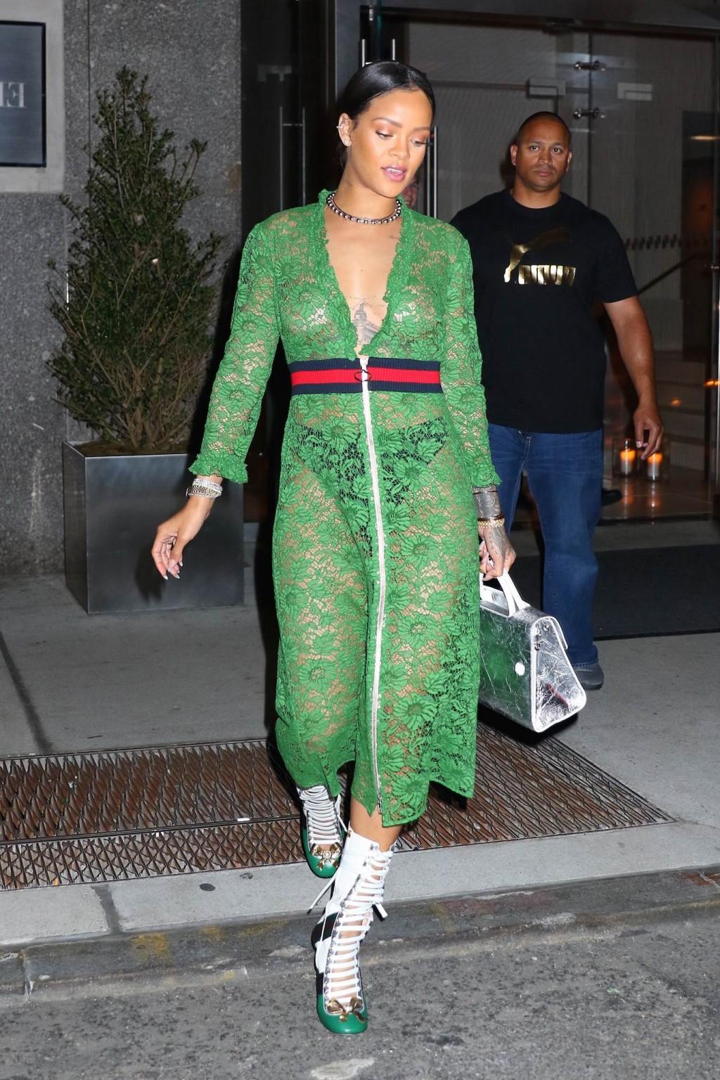 16P Rihanna see through to boobs and panties outdoor