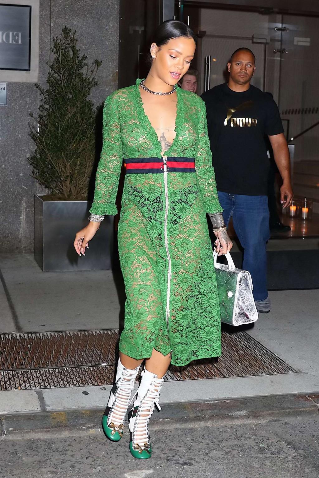 16P Rihanna see through to boobs and panties outdoor