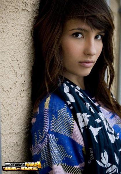 15P Teasing teen photos of horny and sweet Shay Maria being naughty