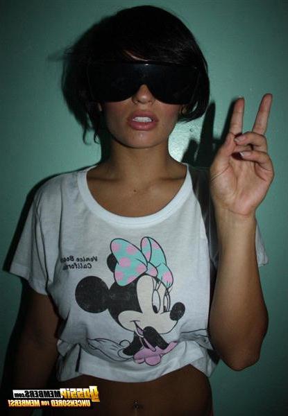 15P Teasing teen photos of horny and sweet Shay Maria being naughty