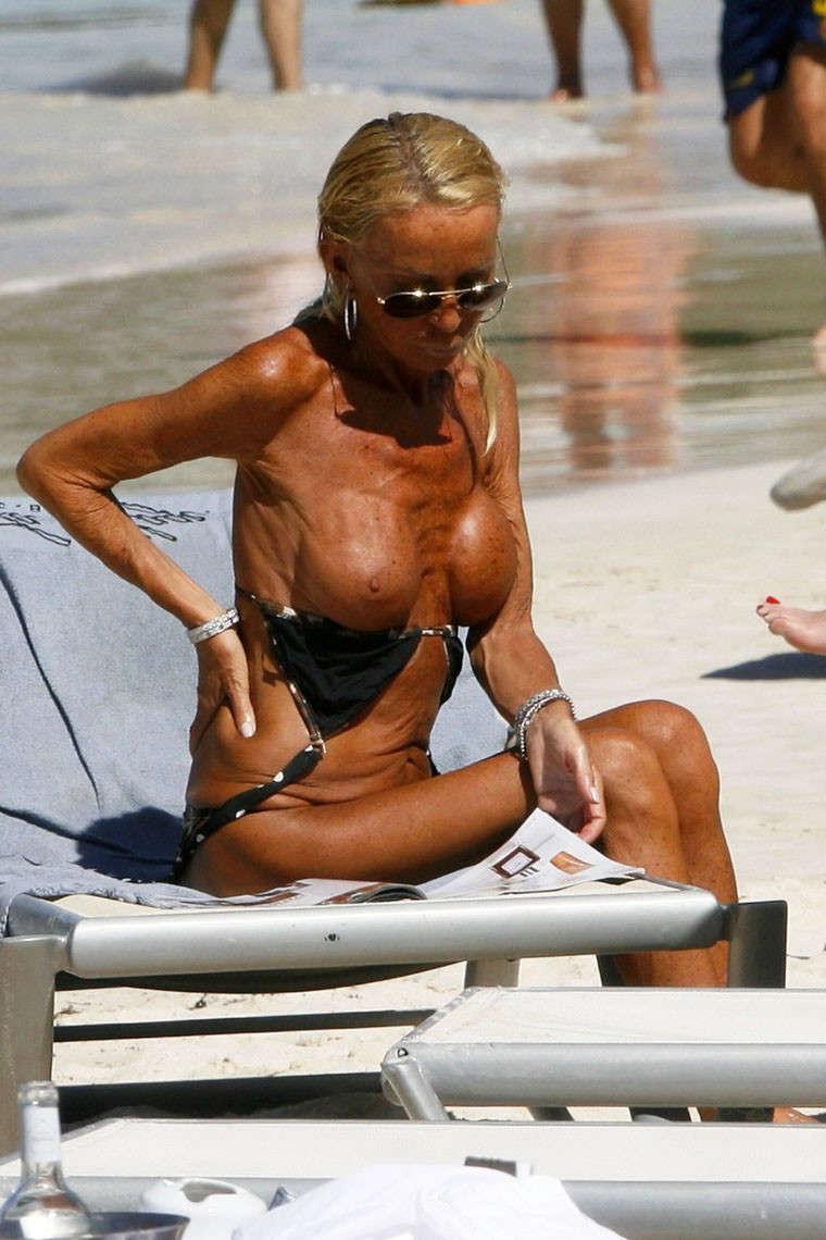 18P Just hottest celebrity oops photos