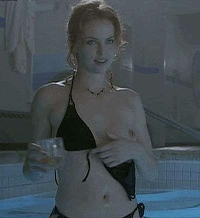 17P Celebrity Topless  Real  Pics