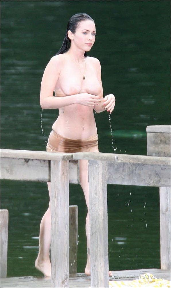18P Celeb nip slips oops and see thru pics