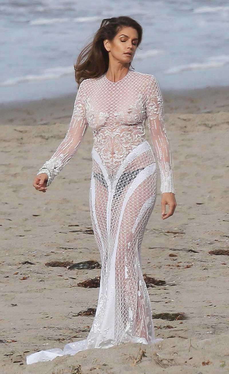16P Celeb oops nipslips and upskirts 