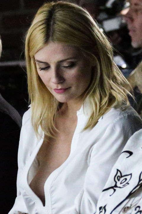18P Just sexy uncensored celebrity nip slips pics