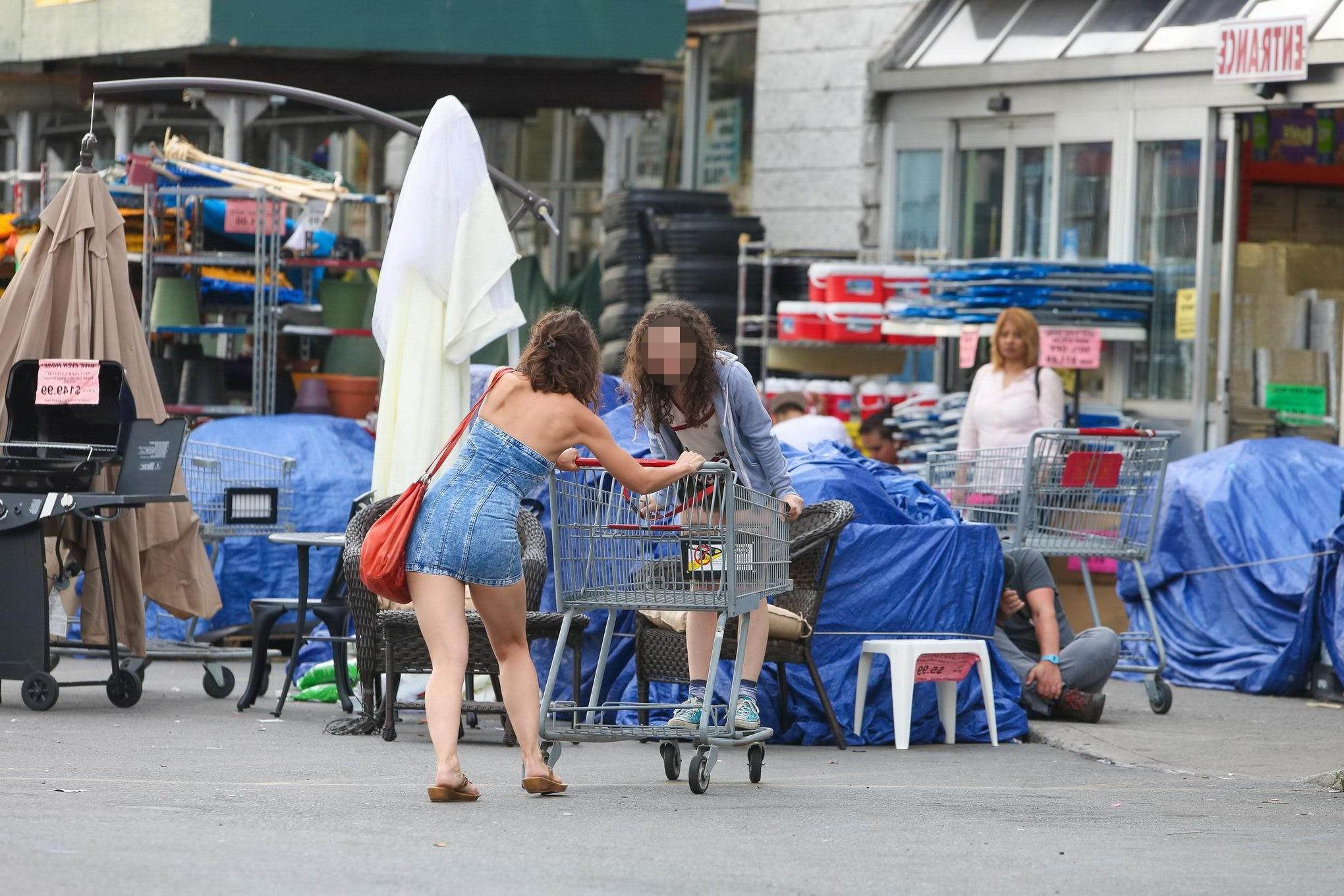 16P Katie Holmes upskirt wearing an ultra short denim dress