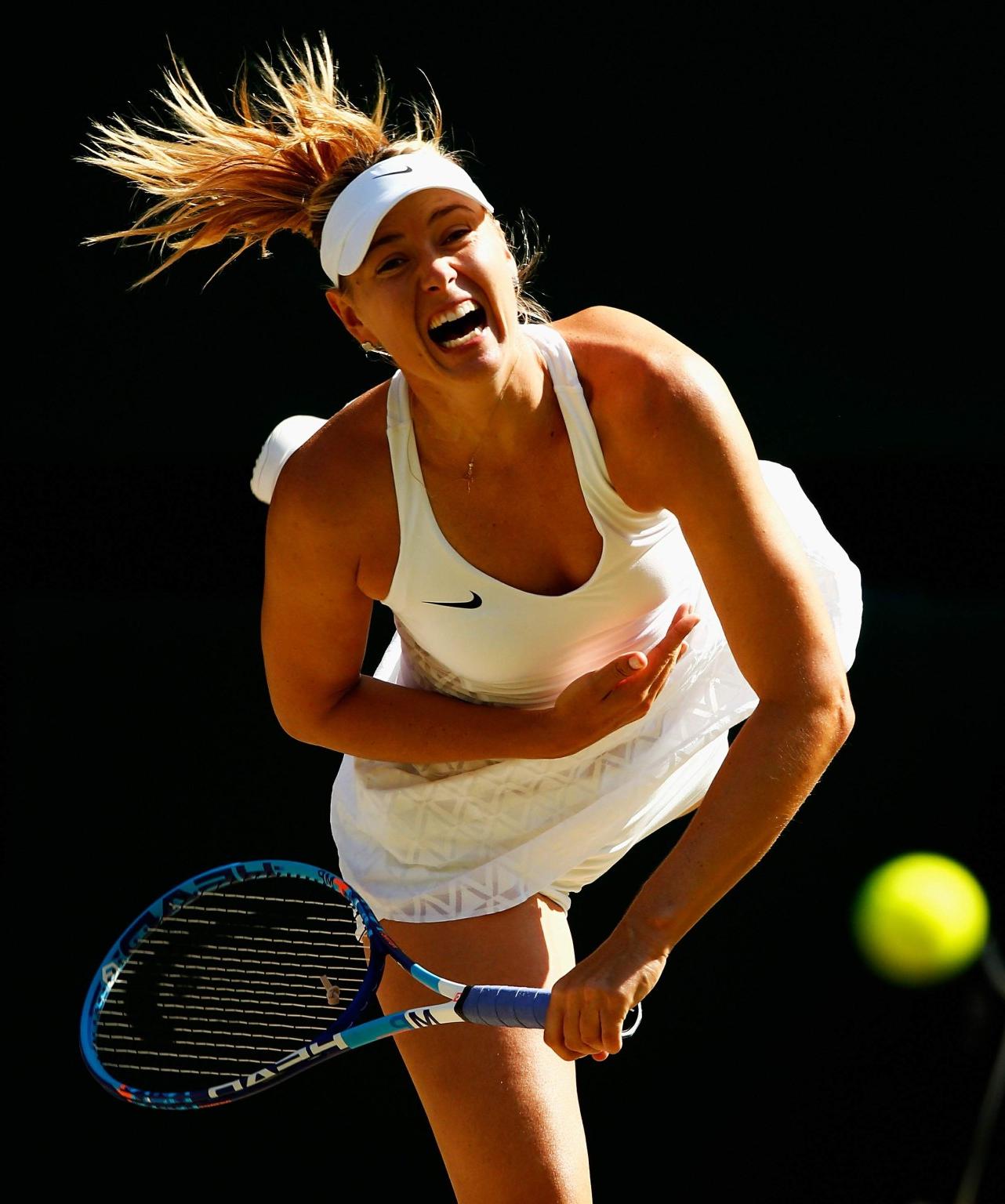 16P Maria Sharapova flashing her white panties at the Wimbledon