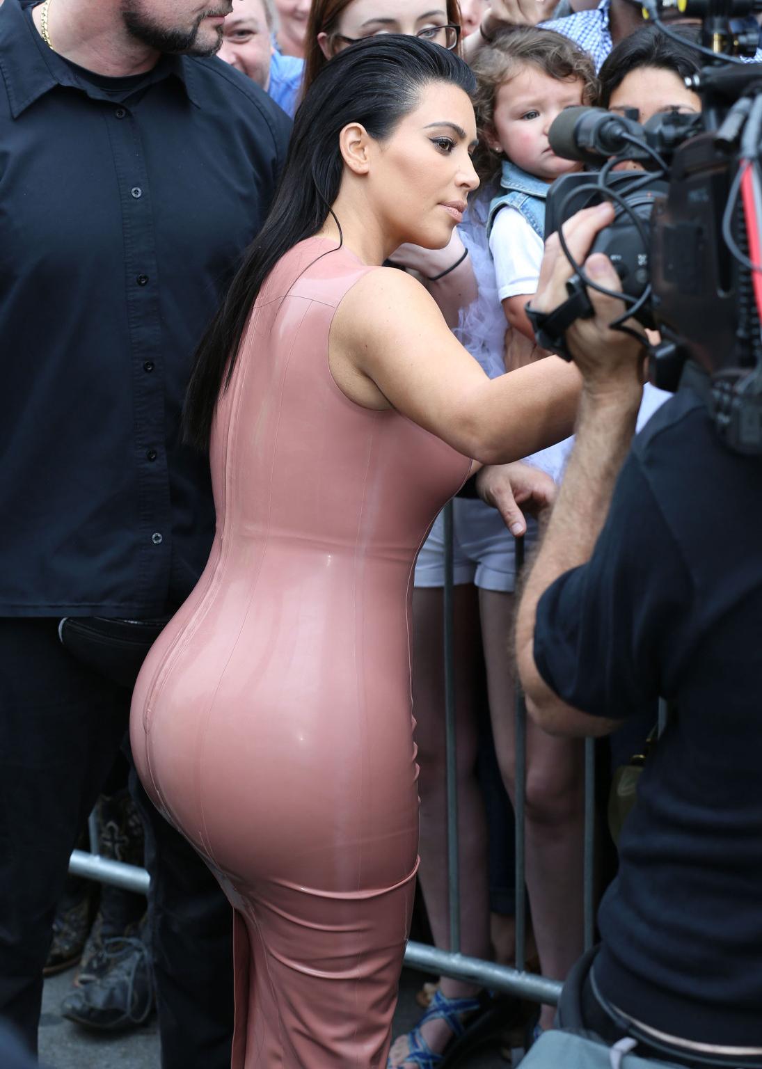 16P Kim Kardashian shows off her curvy body wearing a tight latex dress at Hype Ener