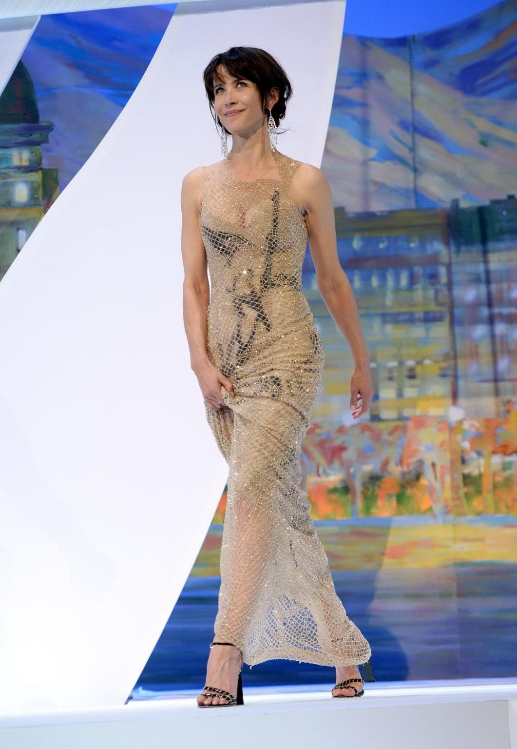 16P Sophie Marceau showing huge cleavage at the Closing Ceremony and Le Glace Et Le 