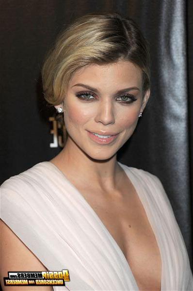 15P Hot and trampy pictures of celebrity teen skankwhore AnnaLynne McCord