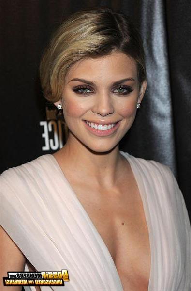 15P Hot and trampy pictures of celebrity teen skankwhore AnnaLynne McCord