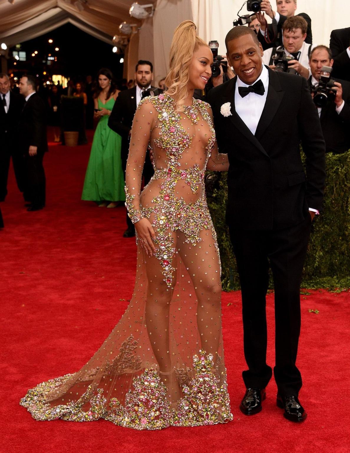 16P Beyonce braless and pantyless wearing transparent maxi dress at China Through Th