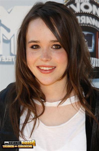 15P Ellen Page posing sexy and slutty in glamorous and paparazzi photos