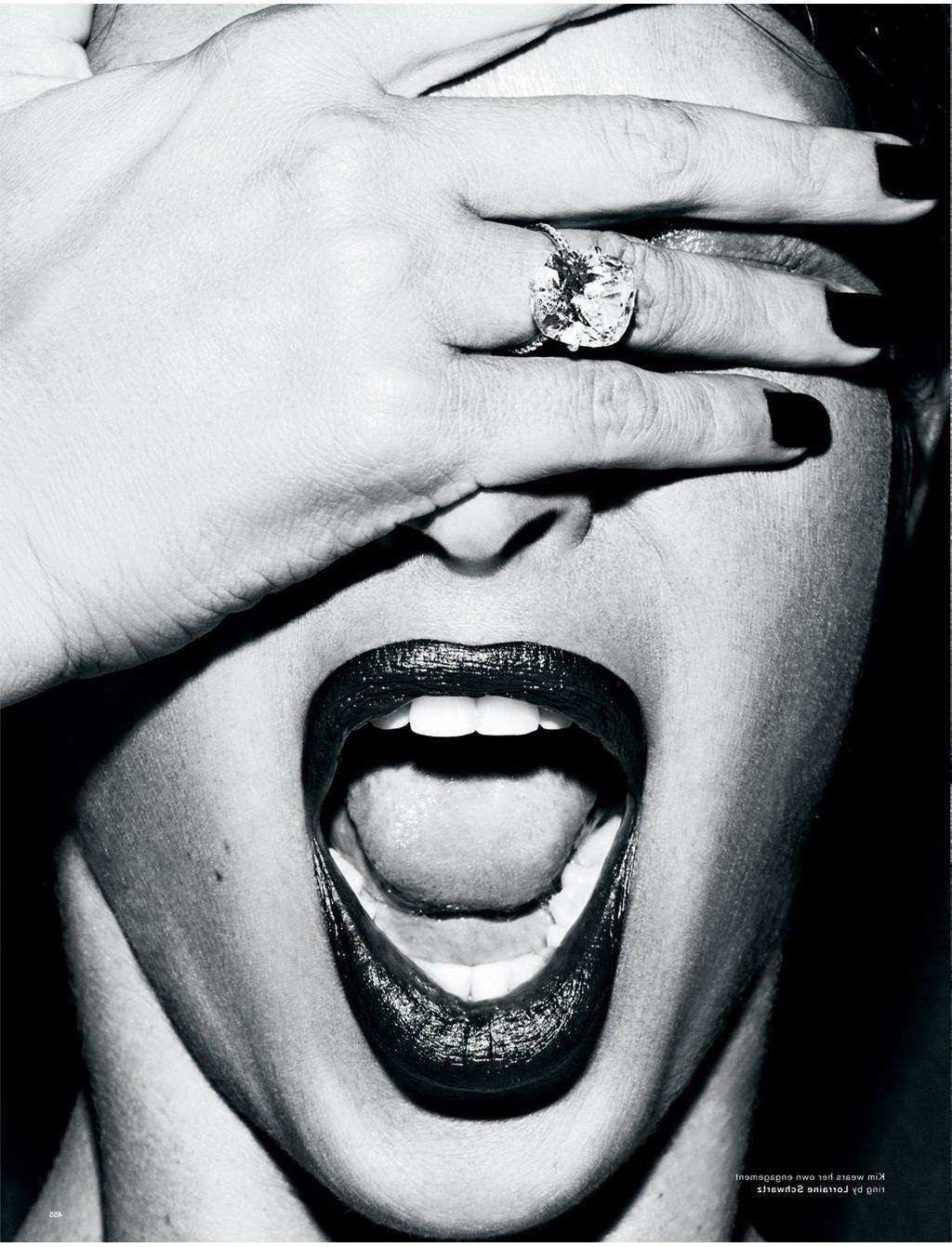16P Kim Kardashian showing off her shaved pussy big boobs and ass in Love Magazine S