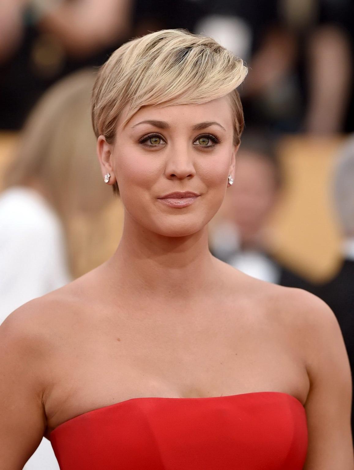 16P Kaley Cuoco busty wearing a strapless red dress at 21st Annual Screen Actors Gui