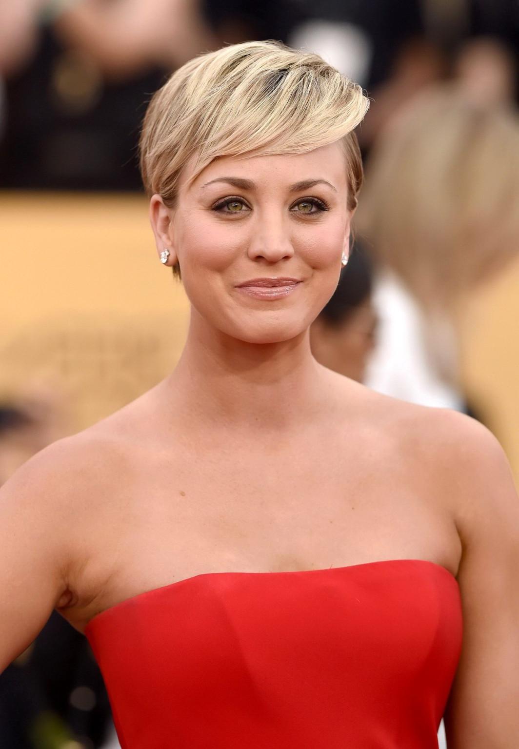 16P Kaley Cuoco busty wearing a strapless red dress at 21st Annual Screen Actors Gui
