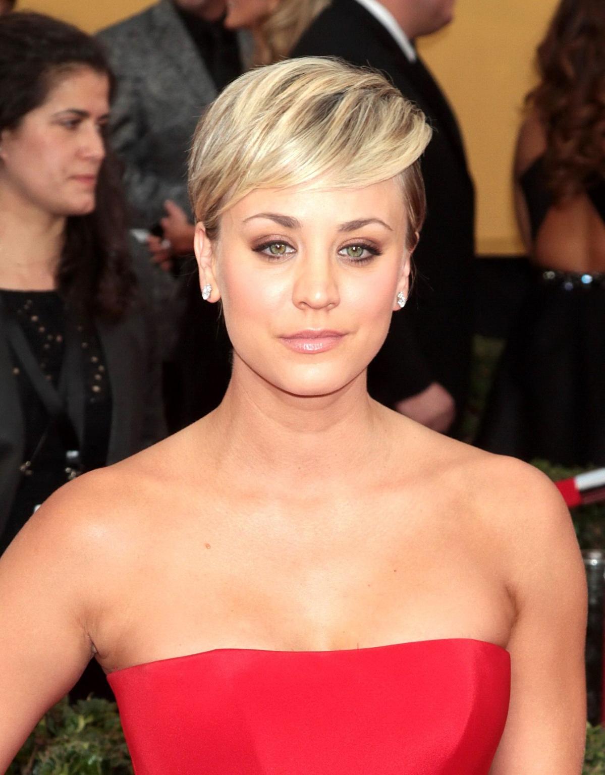 16P Kaley Cuoco busty wearing a strapless red dress at 21st Annual Screen Actors Gui