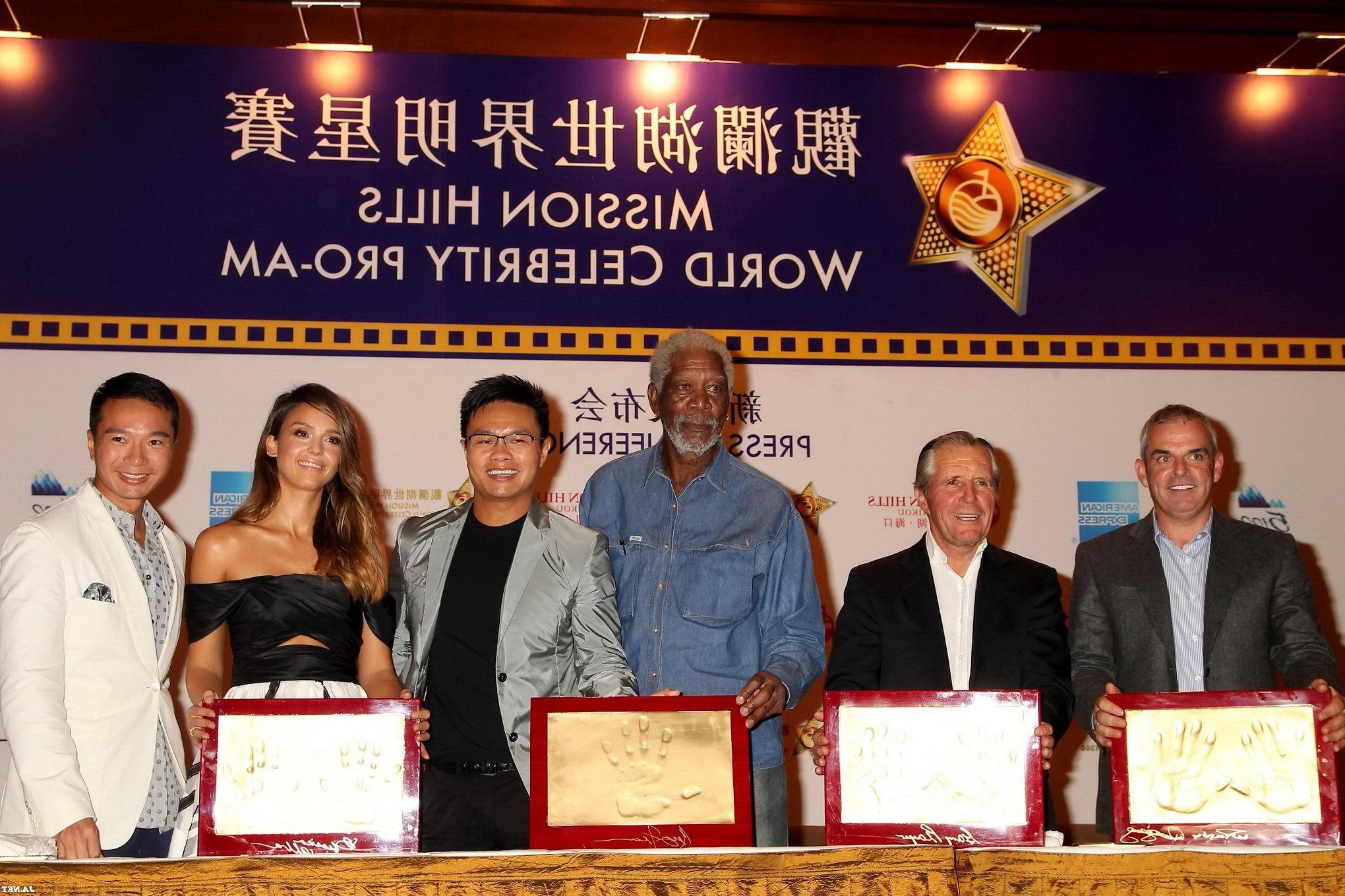 16P Jessica Alba downblouse at the Mission Hills World Celebrity ProAm press confere