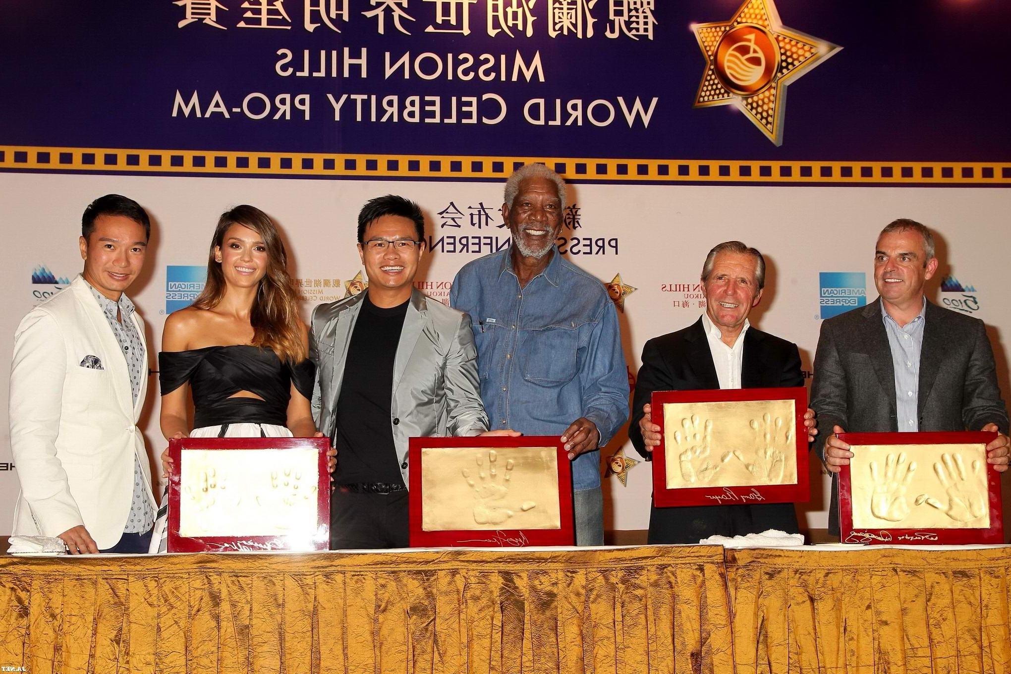 16P Jessica Alba downblouse at the Mission Hills World Celebrity ProAm press confere