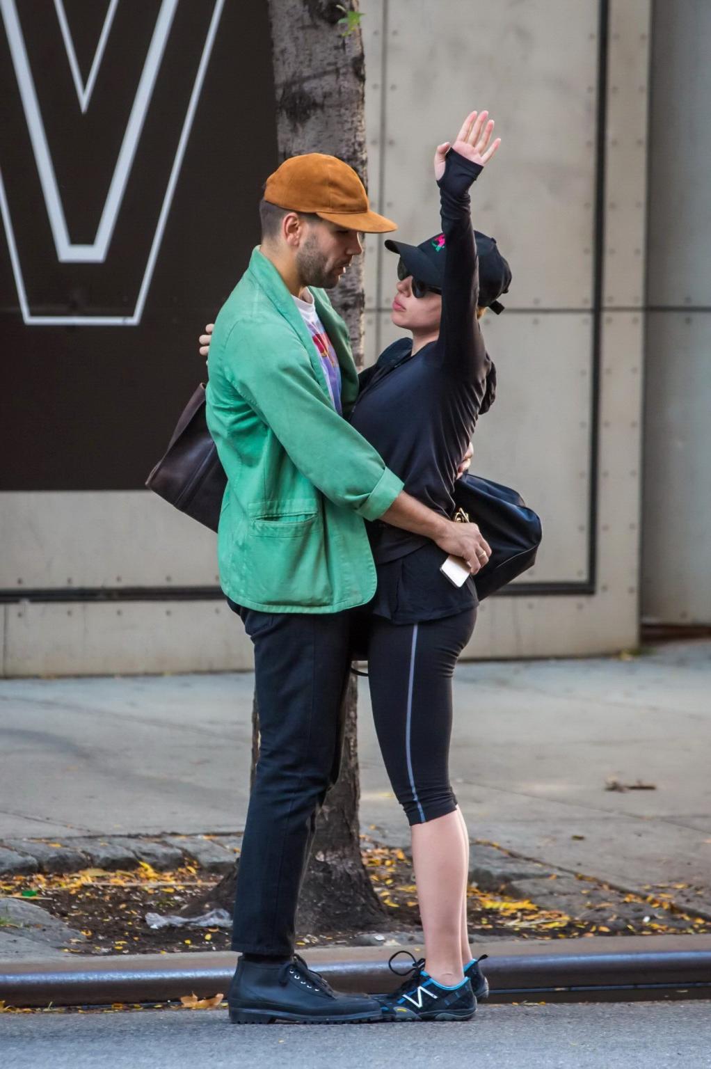 13P Scarlett Johansson in black leggings getting ass groped while make out in NYC