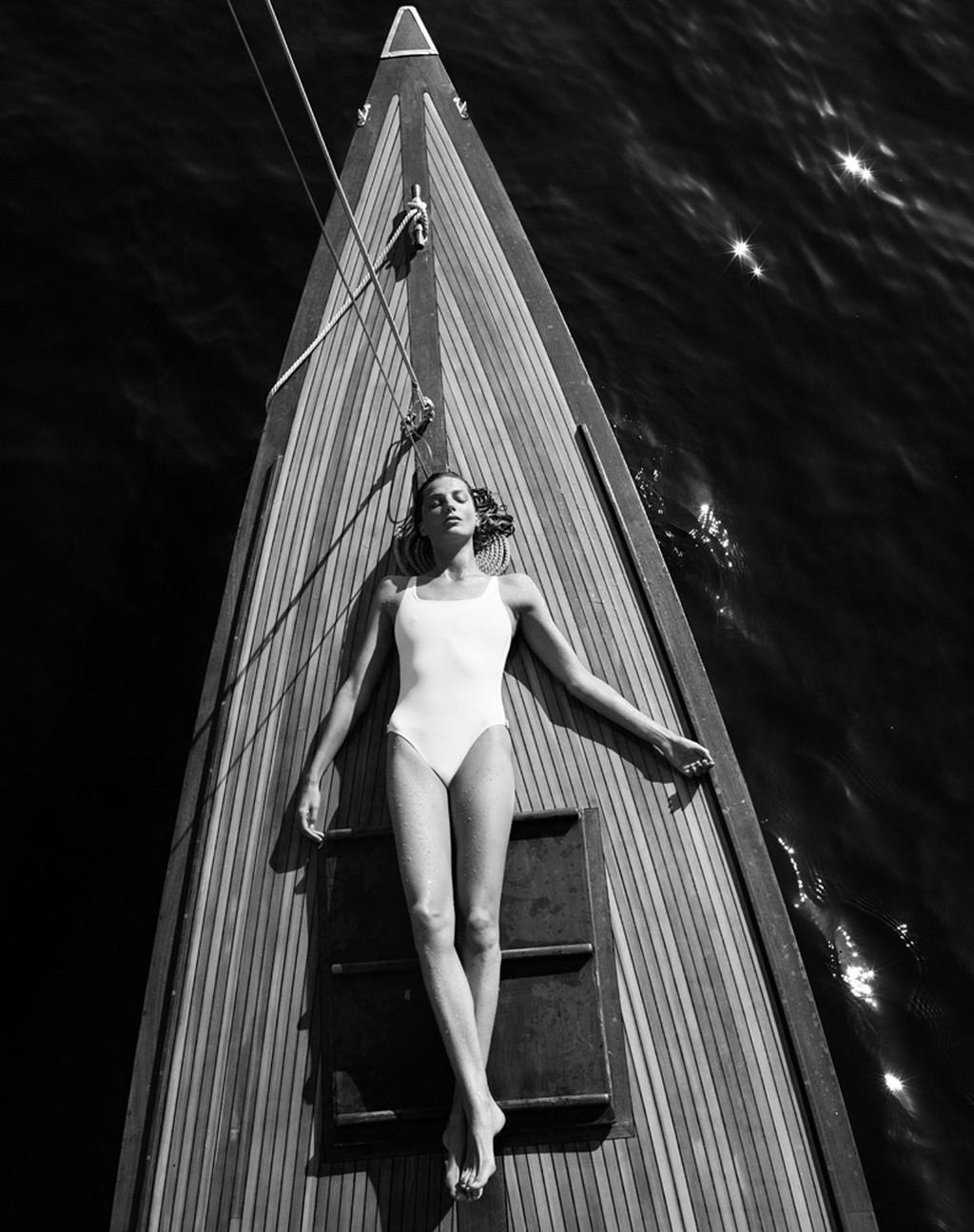 10P Daria Werbowy black  white nude photoshoot by Mikael Jansson for Interview Magaz