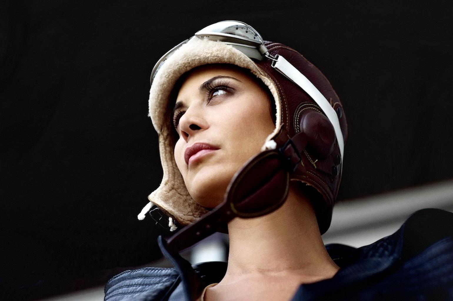 16P Catherine Bell looking very hot for Felix Kunze photoshoot in Miami 