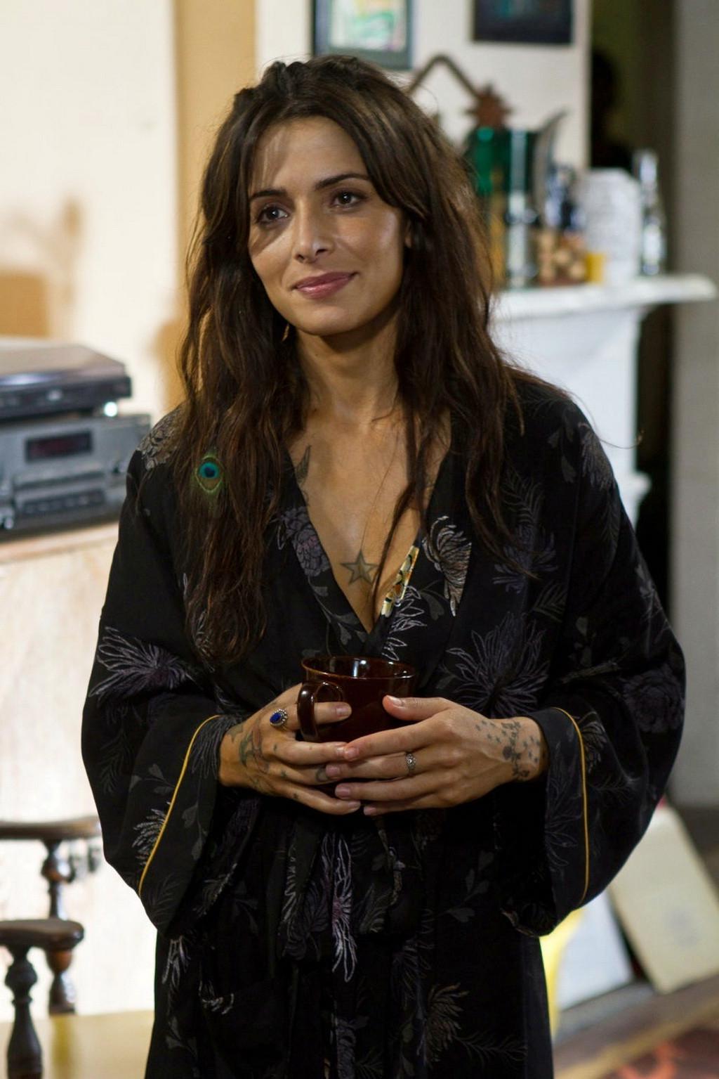 16P Sarah Shahi leaked nude pics with fake tattoos made during the Bullet in the Hea